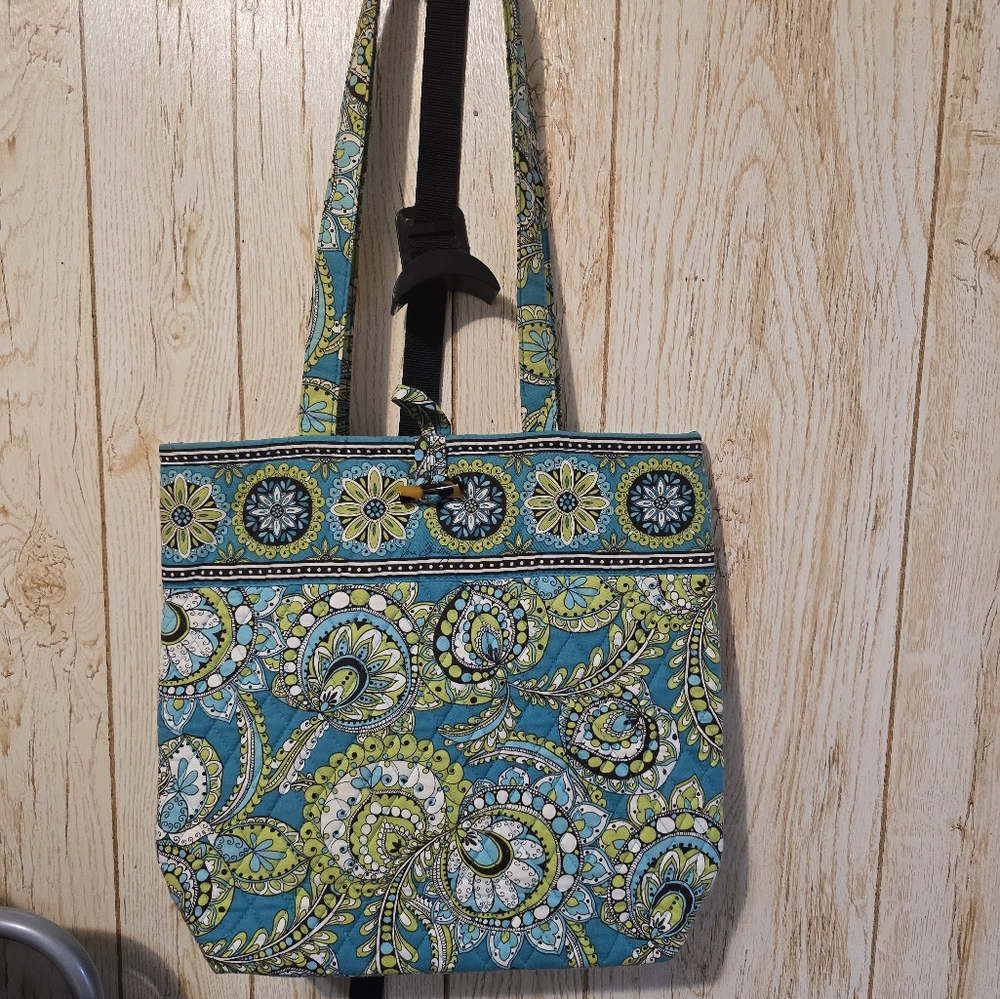 Vera Bradley - Picture 6 of 10